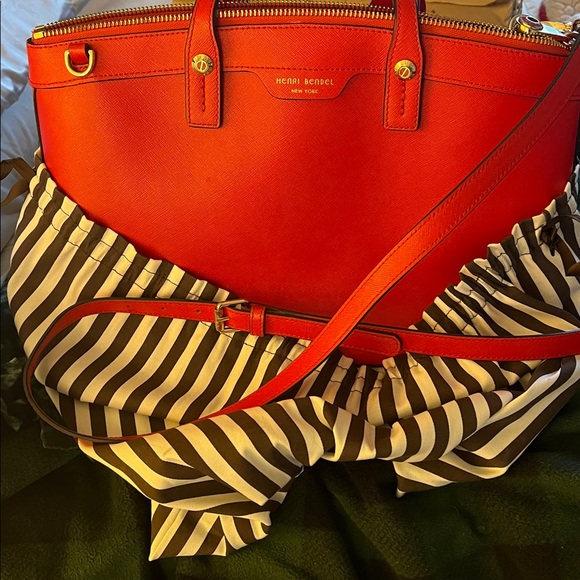 Henri Bendel 5th Ave satchel - Picture 7 of 8